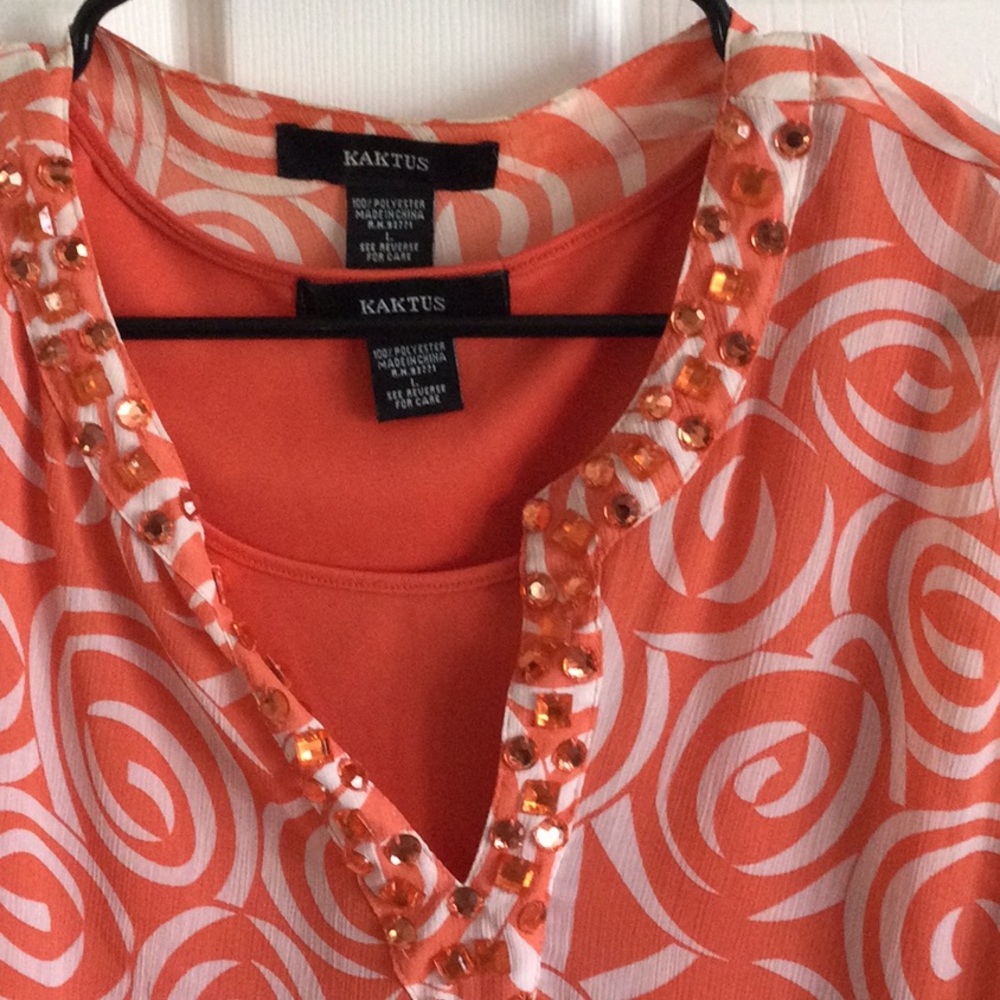 2-Piece Tunic Top - Picture 9 of 9